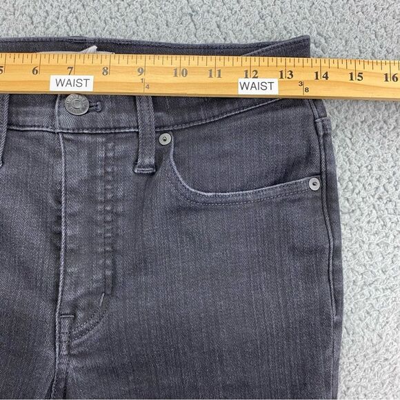 Madewell Women's Mid-Rise Kick Out Crop Flare Stretch Jeans | Size: 28 - Picture 9 of 16